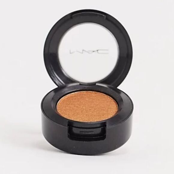 Mac Cosmetics Frost Eyeshadow - Picture 3 of 5